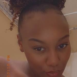 Meet your Posher, Skye-simone